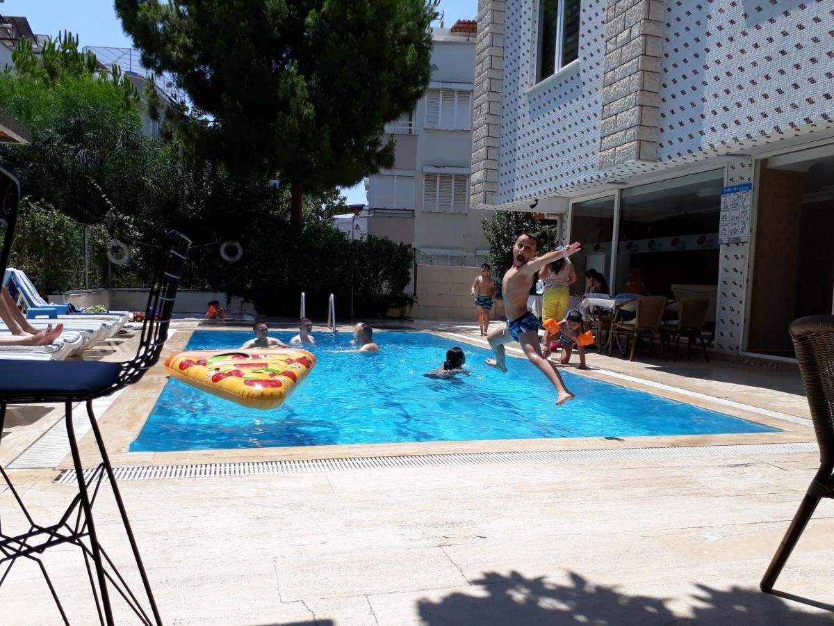 Antalya Konyaalti Guenduez Otel Exteriér fotografie