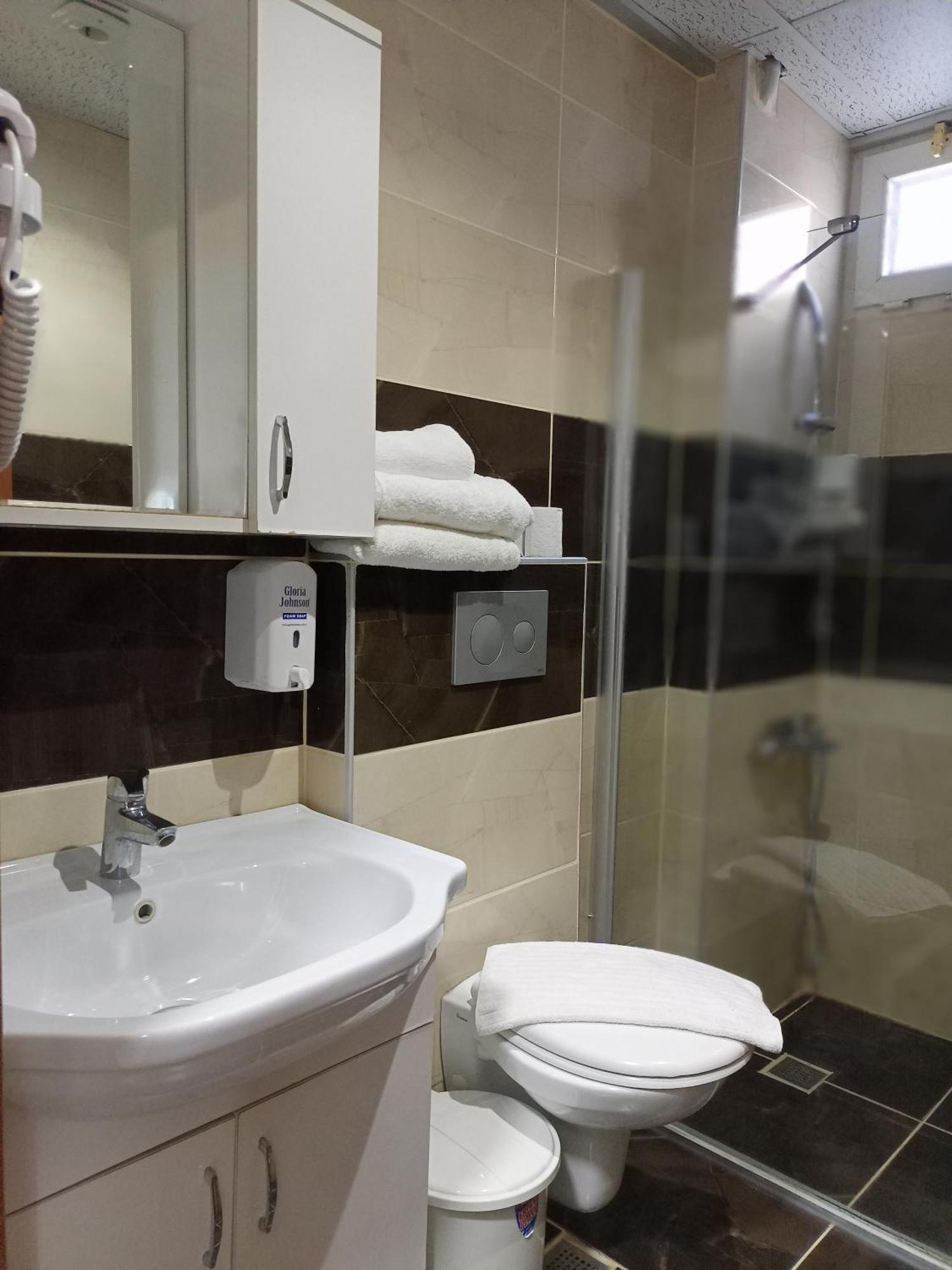 Antalya Konyaalti Guenduez Otel Exteriér fotografie